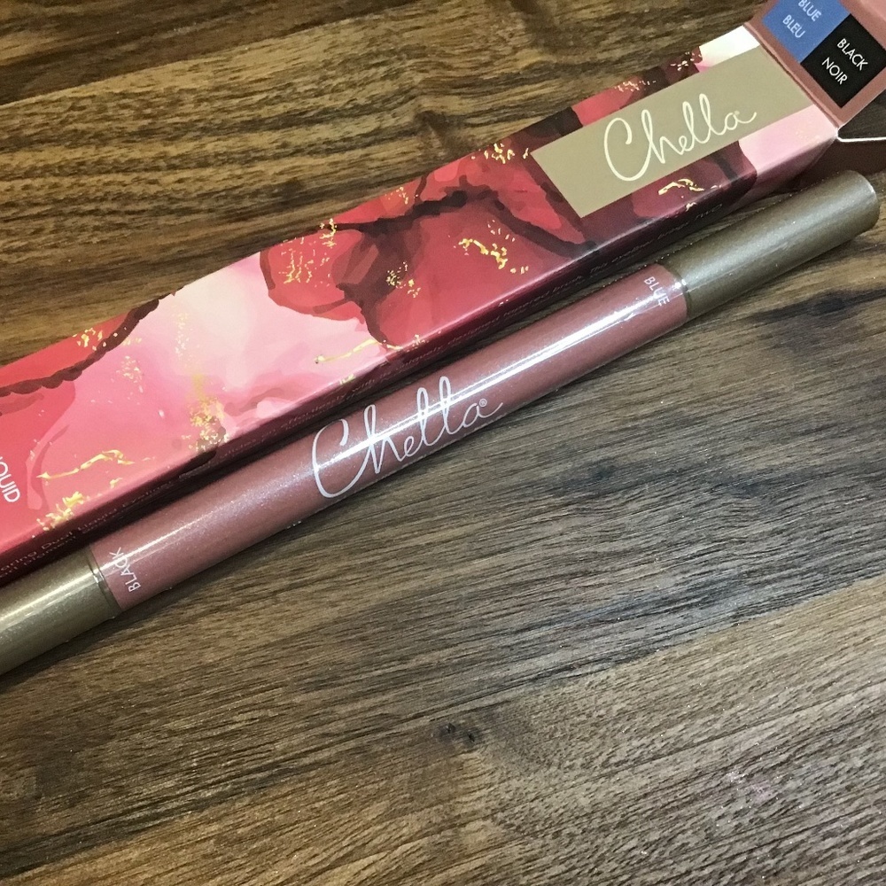 Chella duel ended pearl liquid liner in black and blue, bnib